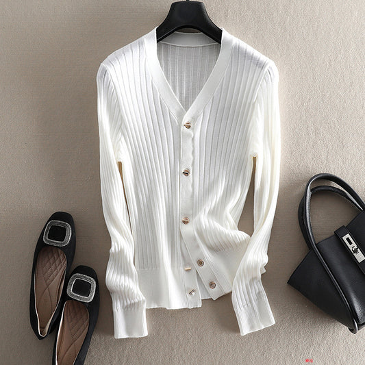 Slim-fit V-neck Cardigan